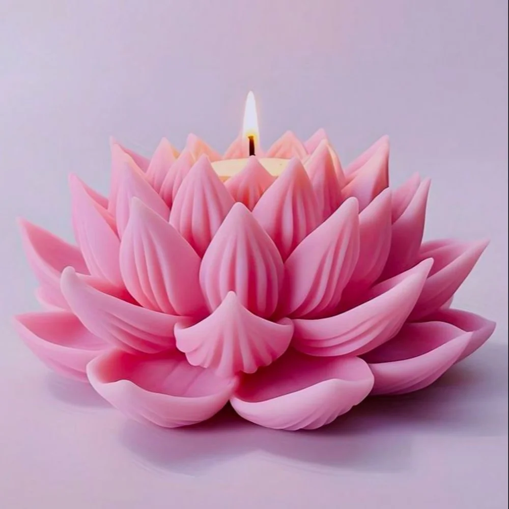 Lotus Candle