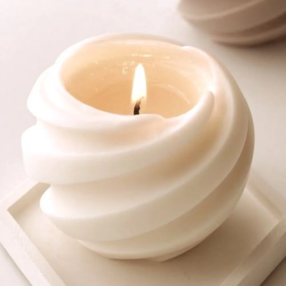 Spiral Ball Candle
